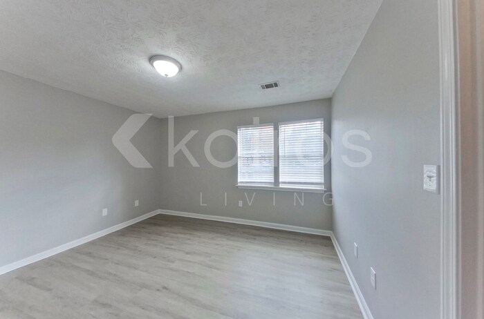 Building Photo - 185 Deer Pkwy
