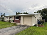 Building Photo - 8942 SW 16th St