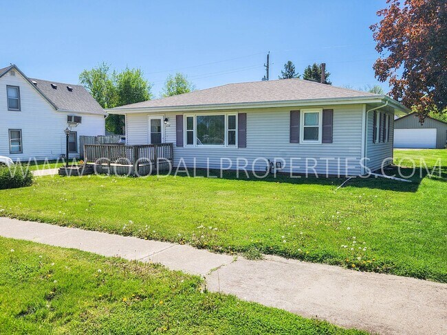 Primary Photo - Ranch Style 3 bedroom home in Van Meter