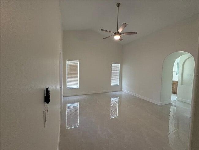 Building Photo - 11215 Crystal Glen Blvd