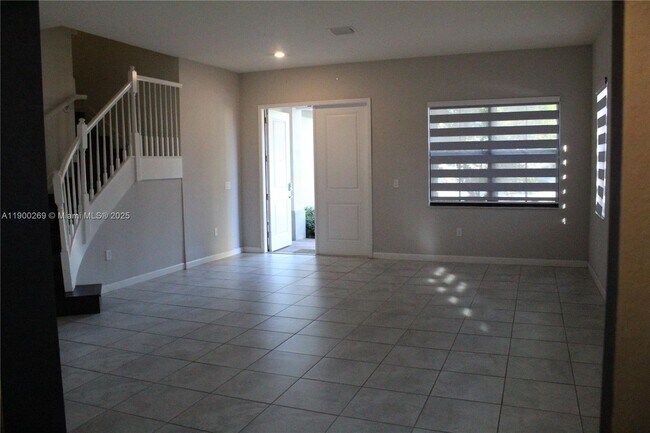 Building Photo - 25096 SW 118th Ave