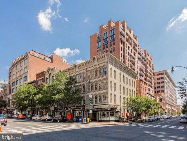 Building Photo - 616 E Street NW Unit 205