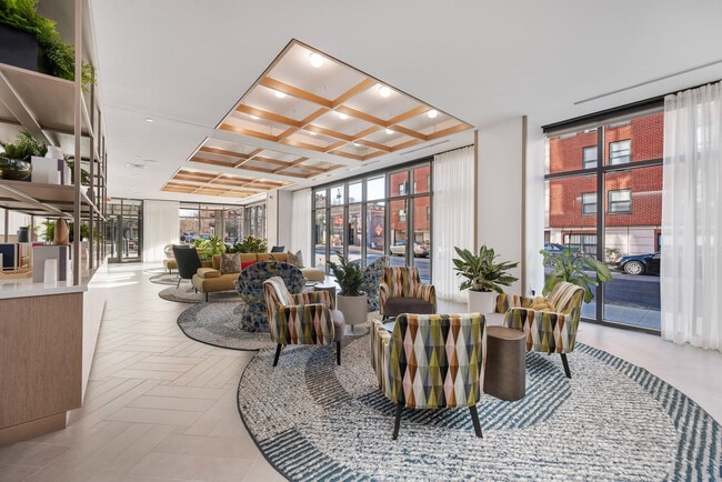 Building Photo - 79 Queensberry St