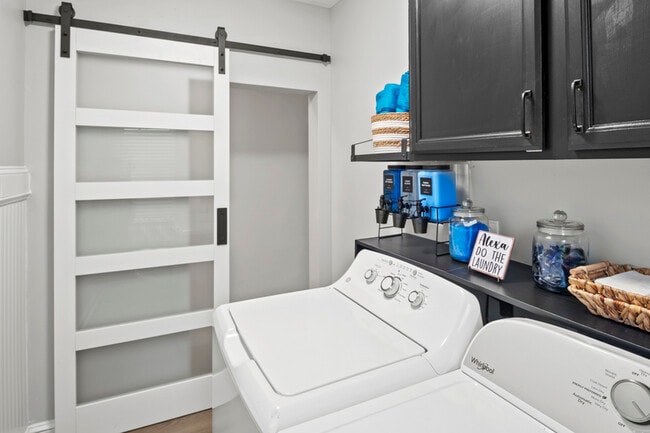 Building Photo - 2207 Callow Ave