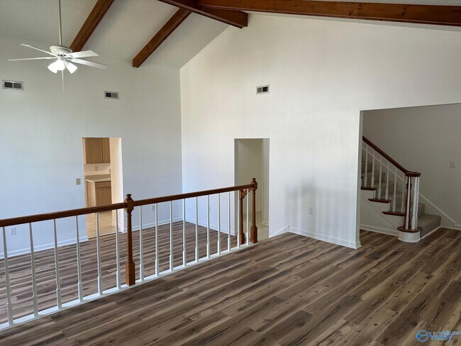 Building Photo - 212 Green Springs Ln