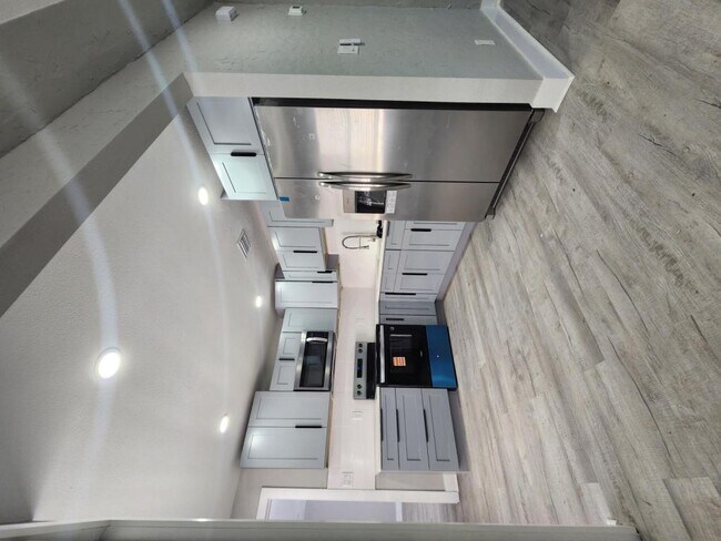 Building Photo - 2422 23rd St S