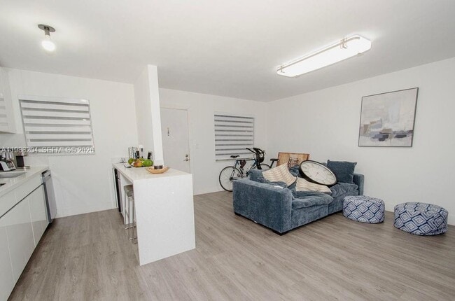 Building Photo - 6215 W 20th Ave