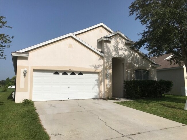 Building Photo - 4943 Whistling Pines Ct