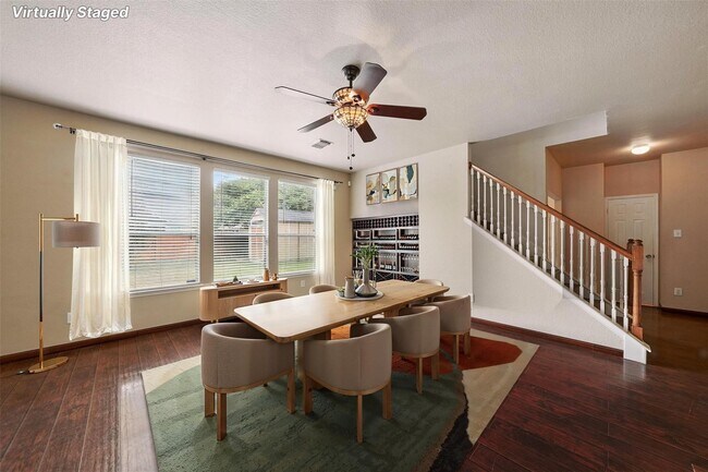 Building Photo - 21550 Elm Hurst Ln