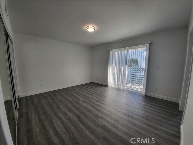 Building Photo - 14614 Vanowen St