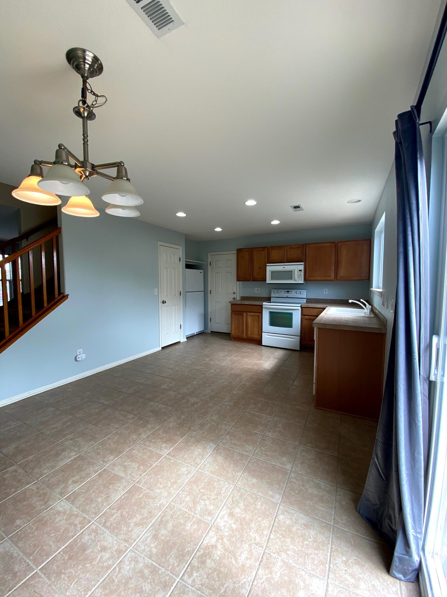 Kitchen - 10678 Upper Ridge Rd