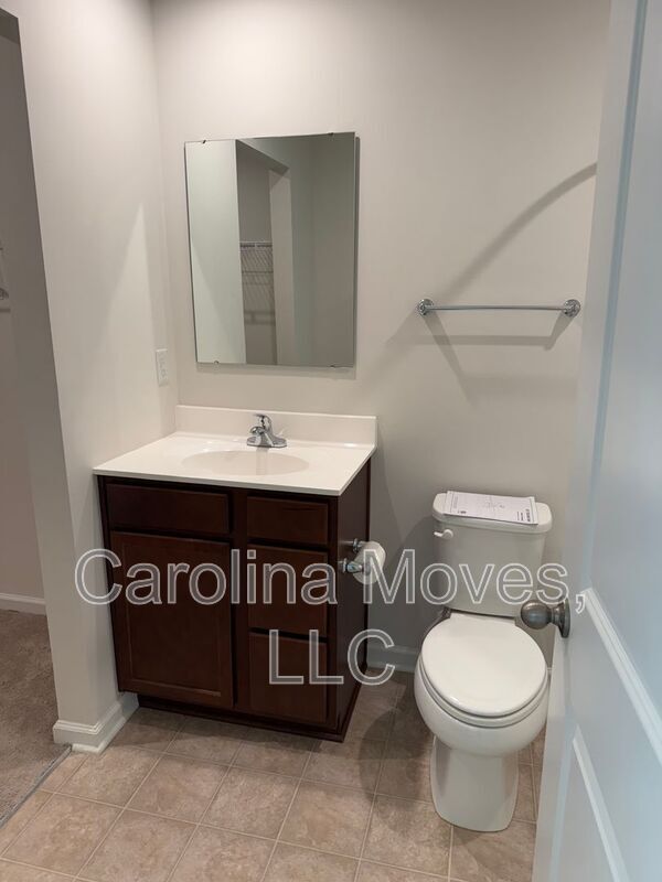 Building Photo - 126A Fernside Ct