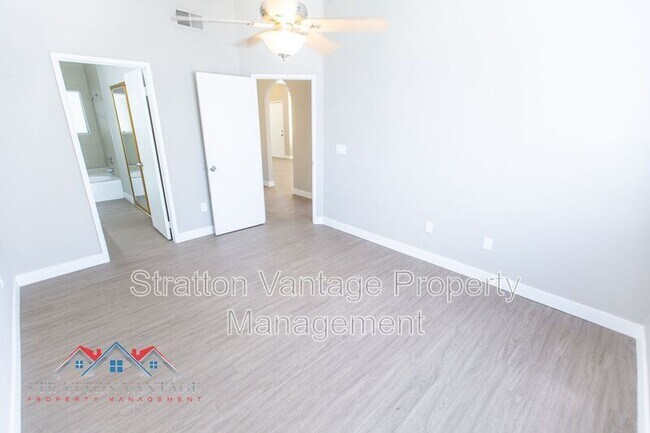 Building Photo - 1915 S 39th St