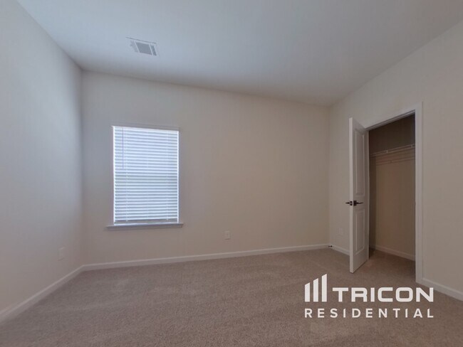 Building Photo - 3343 Arabian Farm Ln