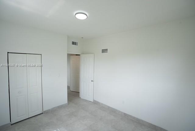 Building Photo - 2717 NW 22nd Ct
