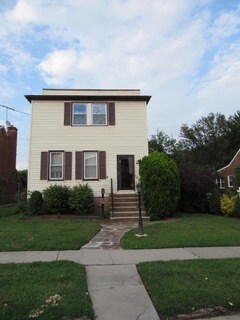 Primary Photo - 2818 Verona Ave