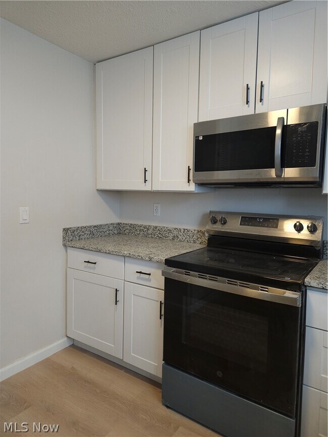 Building Photo - 2430 Talbot St