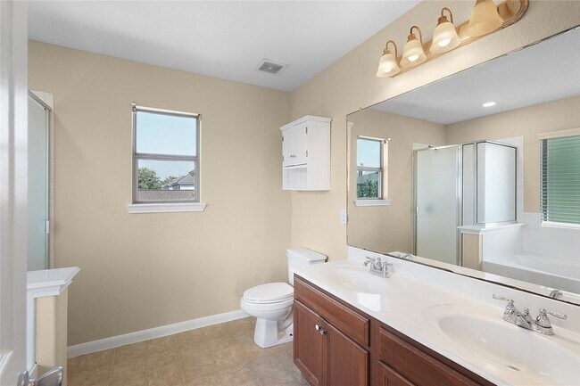 Building Photo - 18743 Westgate Park Dr