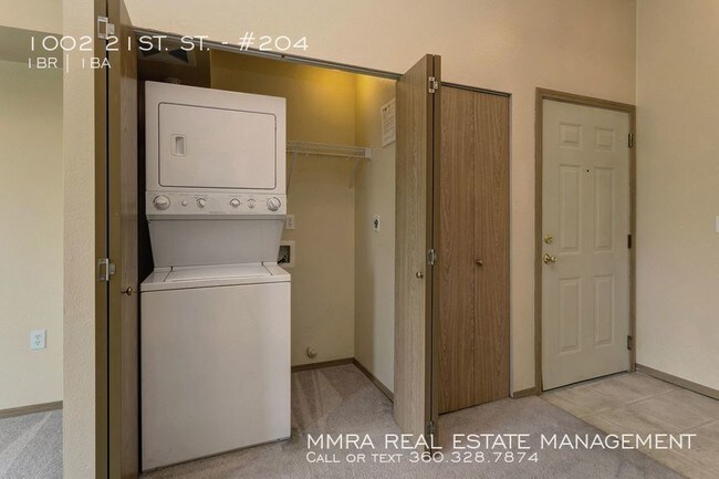 Building Photo - PRE-LEASING: 1 Bedroom WWU Apartment