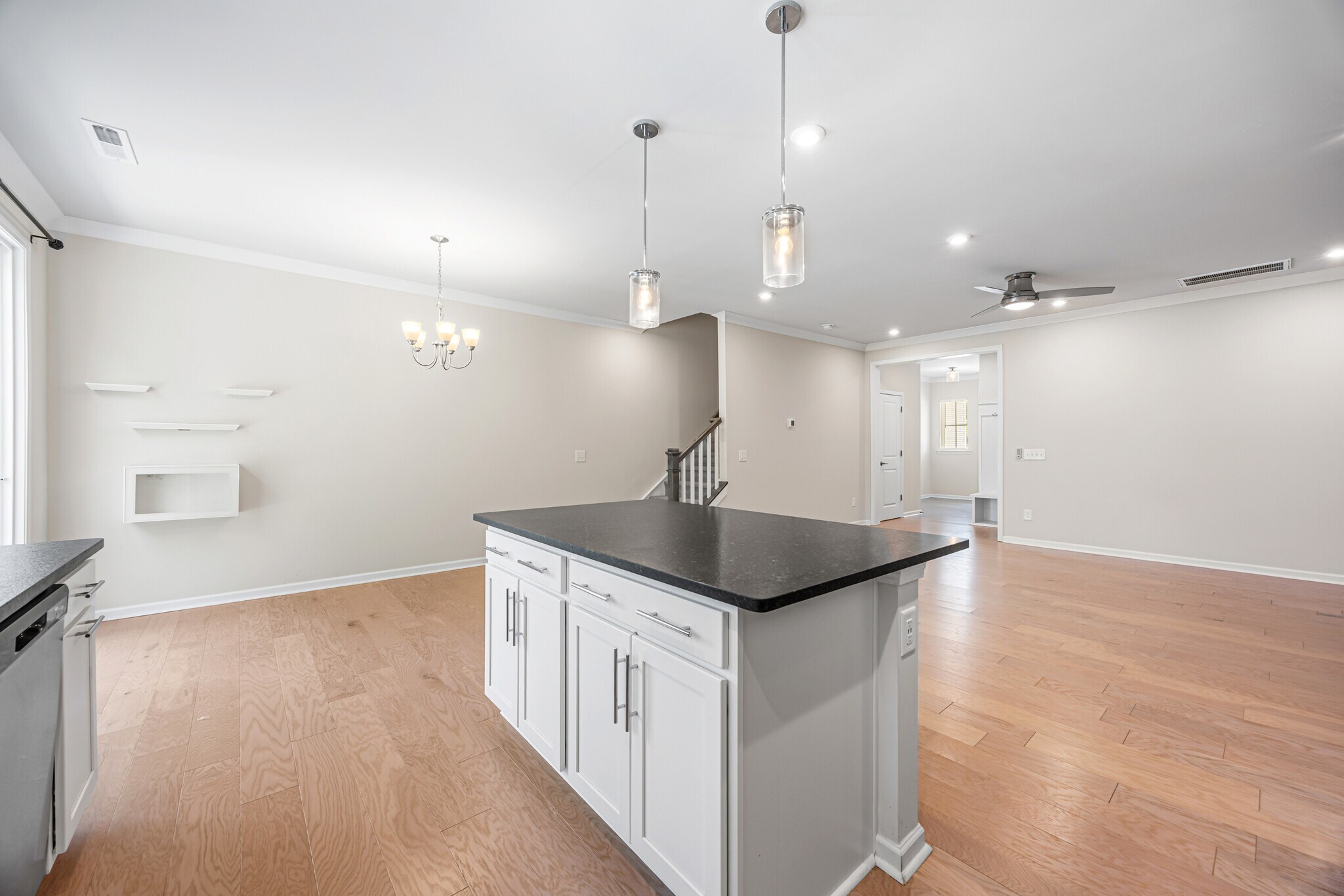 Building Photo - 529 Madison Falls Ct
