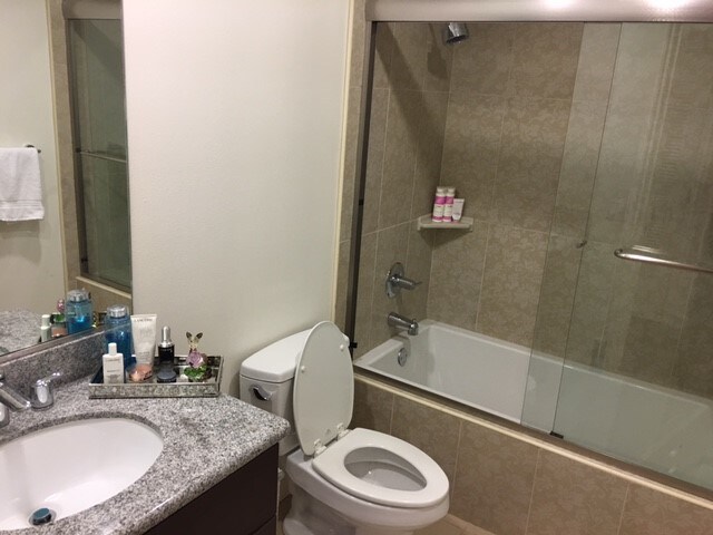 2nd bath - 991 Arapahoe St