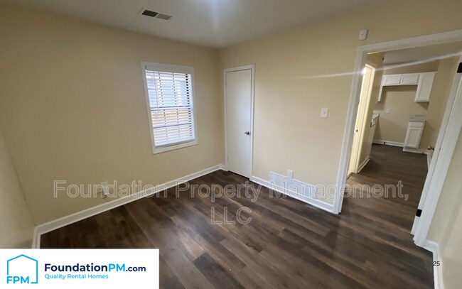 Building Photo - 2148 Stovall Ave