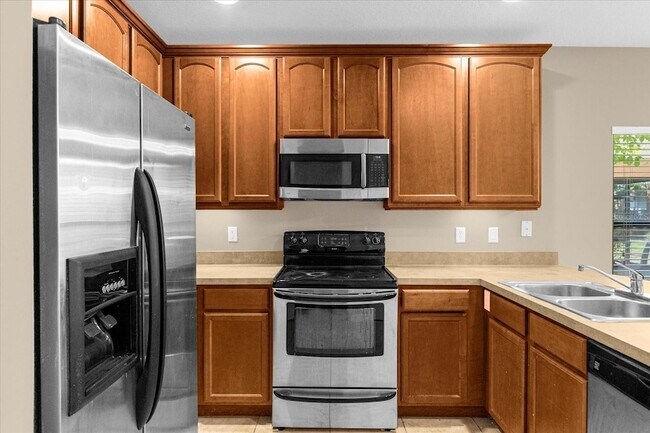 Building Photo - 3360 Windleshore Way