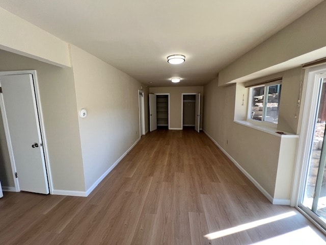 Building Photo - 880 Larkspur Dr