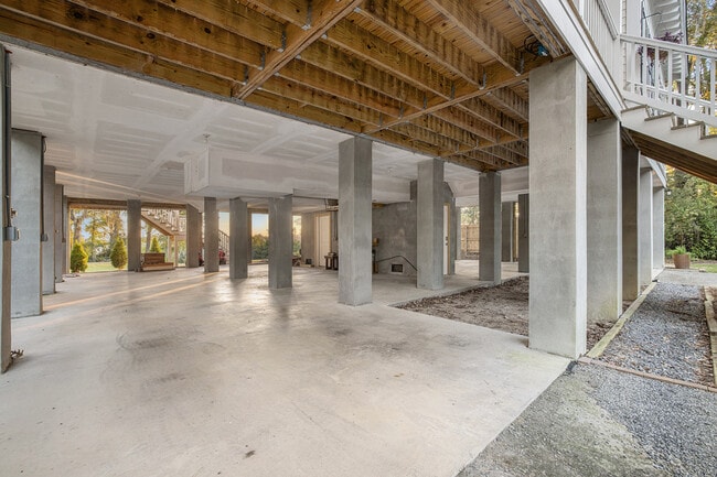 Building Photo - 133 McKelvey Pl