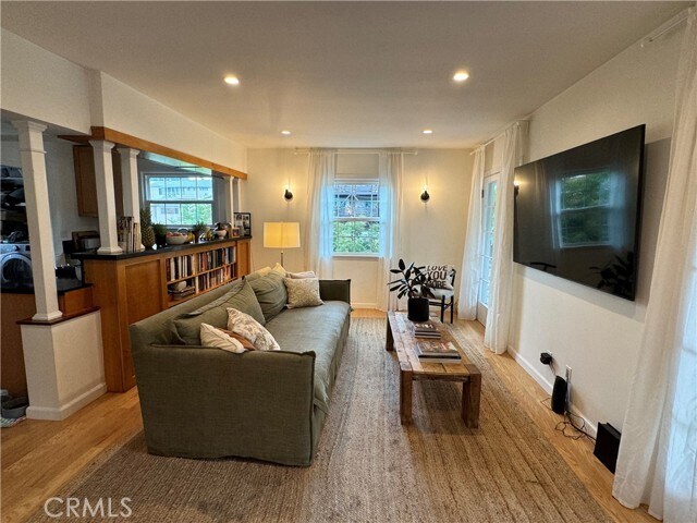 Building Photo - 908 Parkman Ave