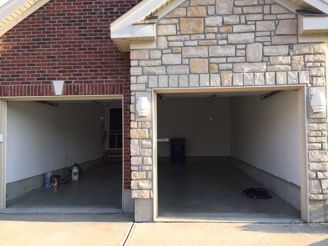 Building Photo - 5022 Dayflower Dr