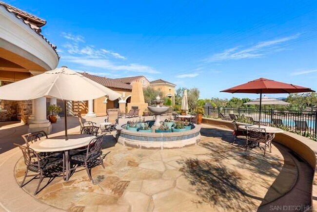 Building Photo - 2810 Piantino Cir