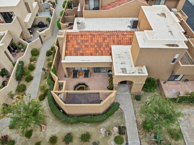 Building Photo - 73417 Foxtail Ln