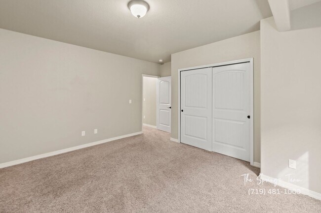 Building Photo - BEAUTIFUL 4BD + BONUS ROOM/3BA/3 CAR GARAG...