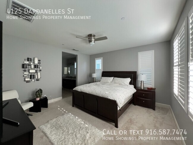 Building Photo - 4125 Dardanelles St