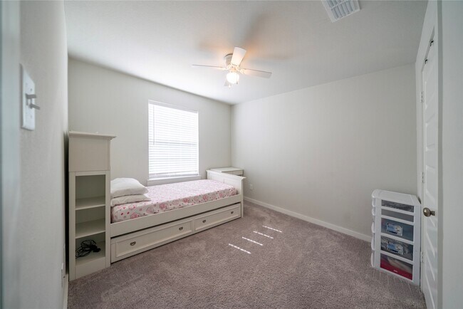 Building Photo - 21802 Blue Daisy Ct