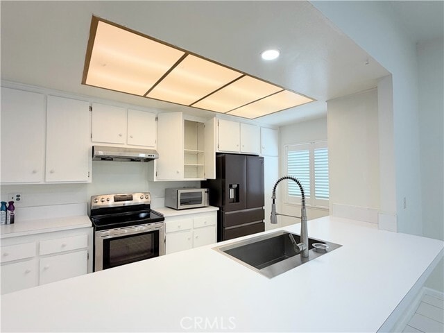 Building Photo - 1620 S Cypress Ave