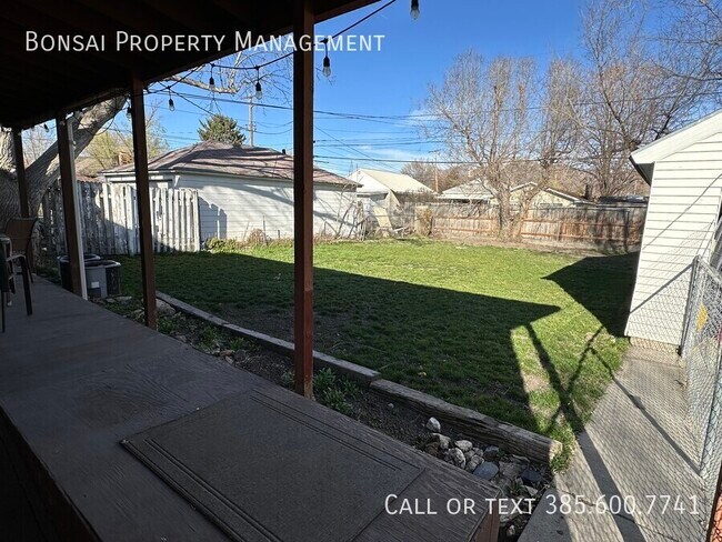 Building Photo - 2577 S 700 E