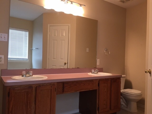 Building Photo - 1107 Wayne Ave