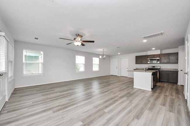 Building Photo - 7027 Cedar Breeze Ct