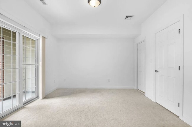 Building Photo - 146 Christina Landing Dr