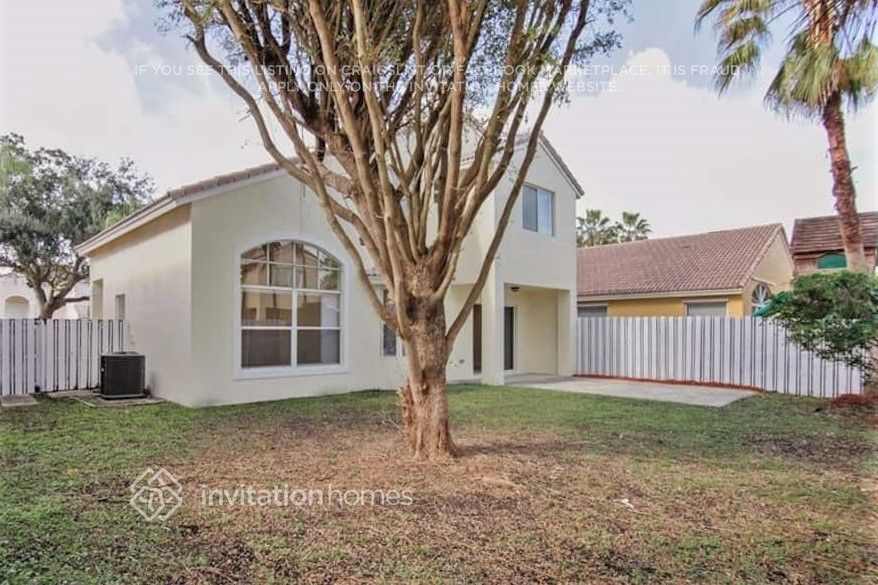 Building Photo - 19093 NW 12th Ct