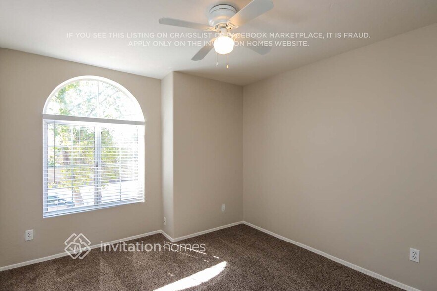 Building Photo - 1014 E Hearne Way