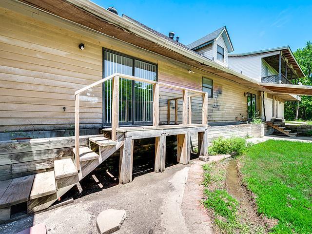 Building Photo - Eastham Ln #B