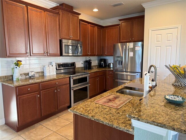 Building Photo - 352 Laurel Falls Dr
