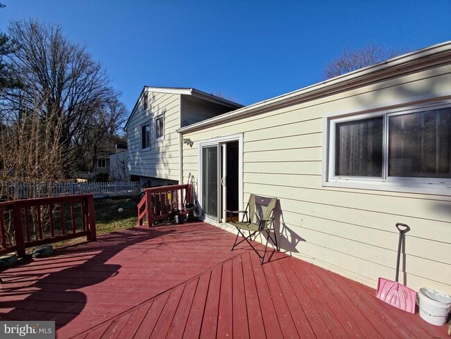 Building Photo - 200 Hardy Pl