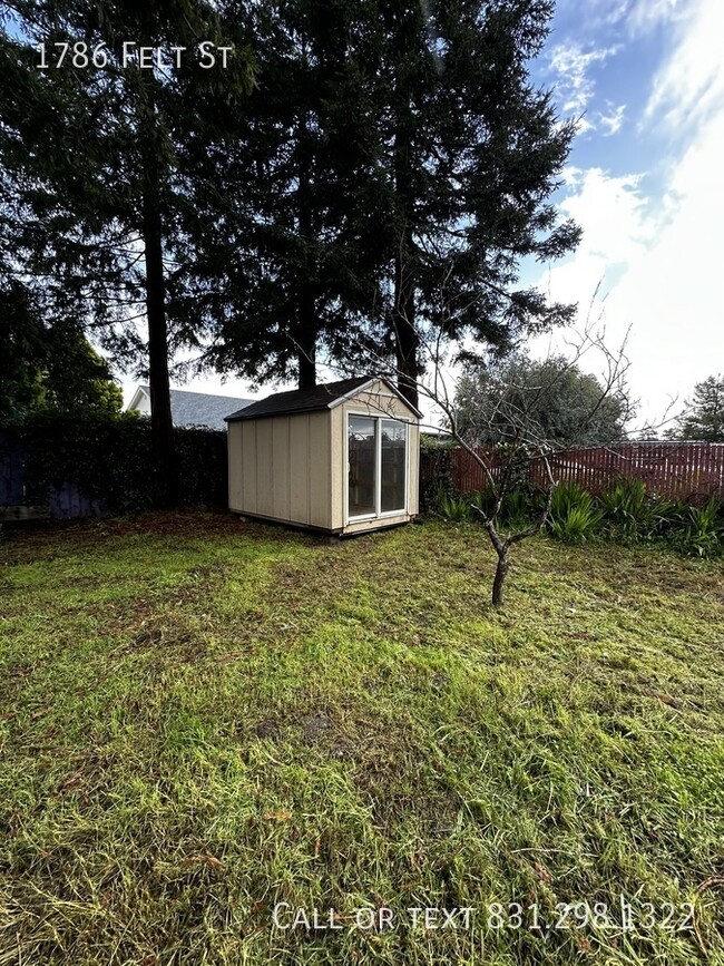 Building Photo - Spacious 4-Bed, 2-Bath Home in Santa Cruz