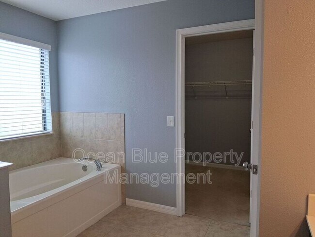 Building Photo - 12346 Duckett Ct