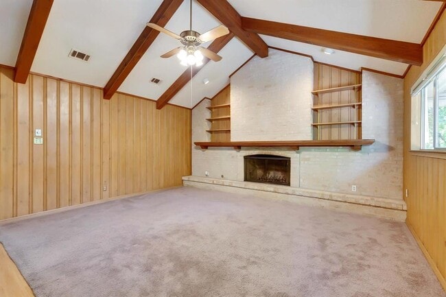 Building Photo - 2609 Richcreek Rd