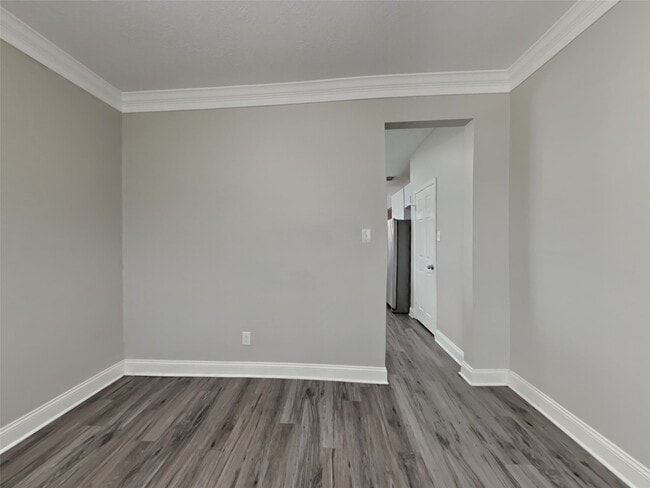 Building Photo - 510 Tanguey Ct